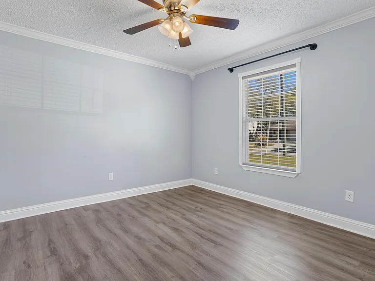 1517 Porpoise St — Photo 18