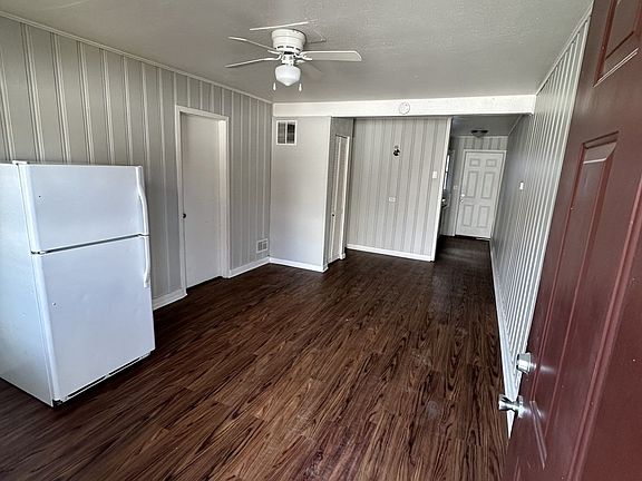 5th image of 415 E Letchworth St