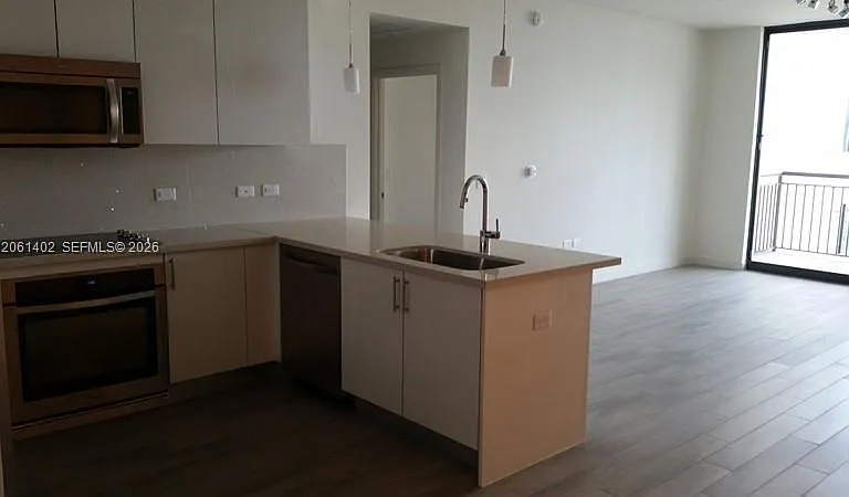 999 SW 1st Ave #2511 — Photo 9