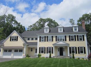 3 Trinity Ct, Wellesley, MA 02481