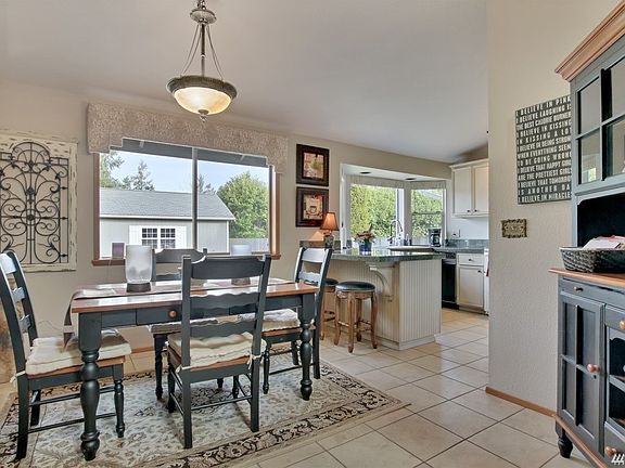 5th image of 9405 161st Street Ct E
