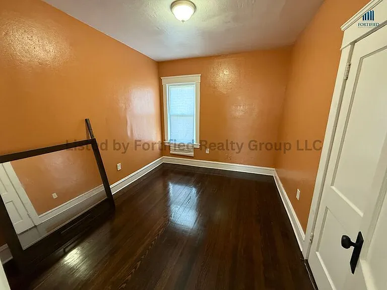 170 King St #2 — Photo 8