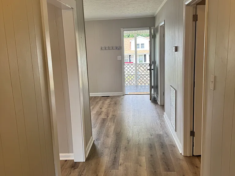750 Jackson St — Photo 13