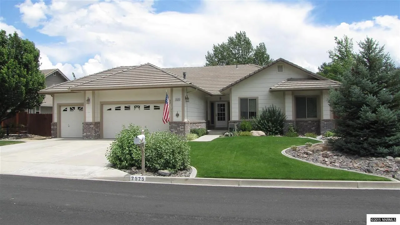 2525 Deer Valley Dr photo 1