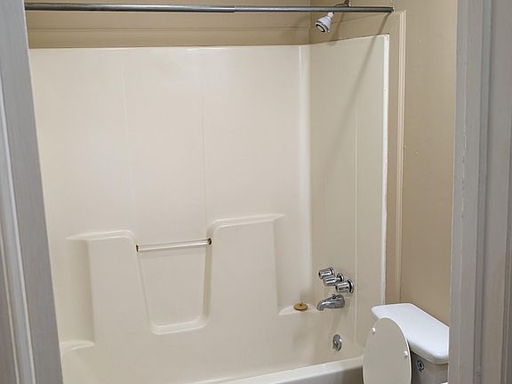 4th image of 52 Cherrywood Pl