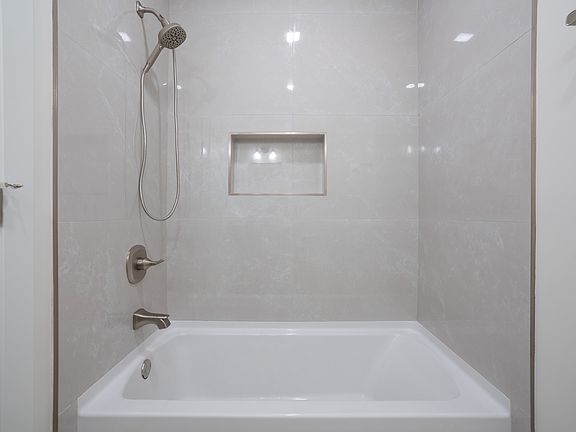 5th image of 2955 W Wilcox St APT 1