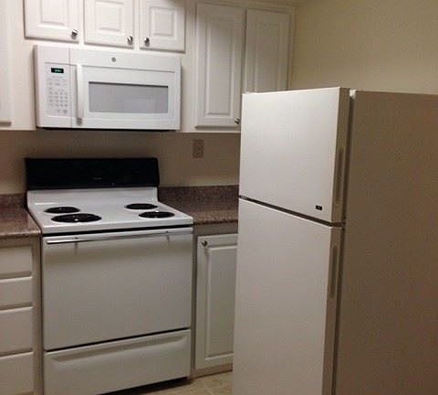 2nd image of 1619 G St APT 04