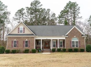 145 Hurdle Ln, Raeford, NC 28376