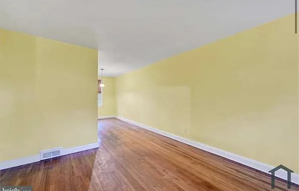 2 bed, $2,800 — Photo 2