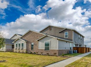 747 Harvest Moon Dr, Venus, TX 76084