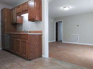 1809 Ororke Ln SW APT B, Decatur, AL 35603