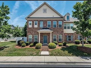 15445 Barossa Valley St, Charlotte, NC 28277