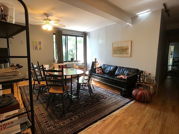 4th image of 185 Christopher St #2