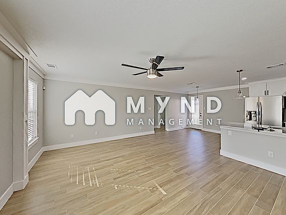 3rd image of 5404 Ashworth Ct
