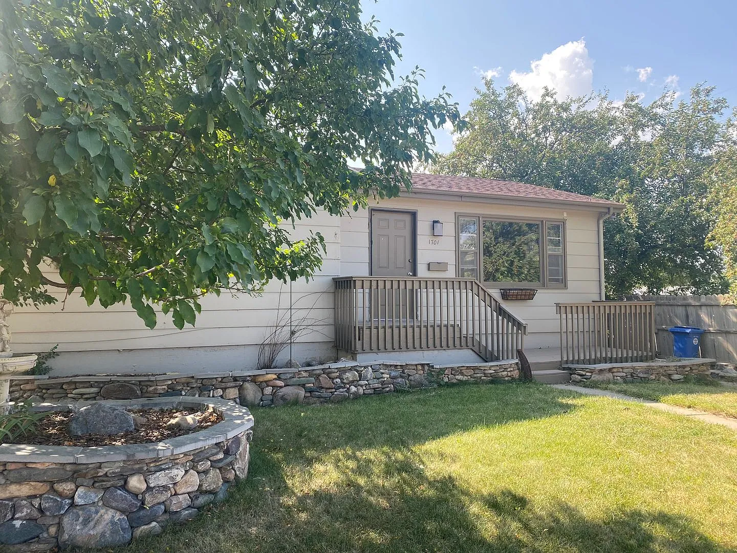4 Bed | 1.5 Bath | Home | Carport | West — Photo 2