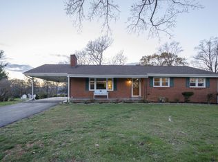 2161 Feather Rd, Vinton, VA 24179