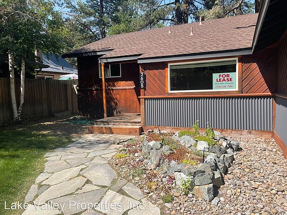 2nd image of 2605 Alma Ave