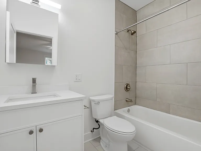1125 Davis St./ 1603-11 Ridge Ave. — Photo 16