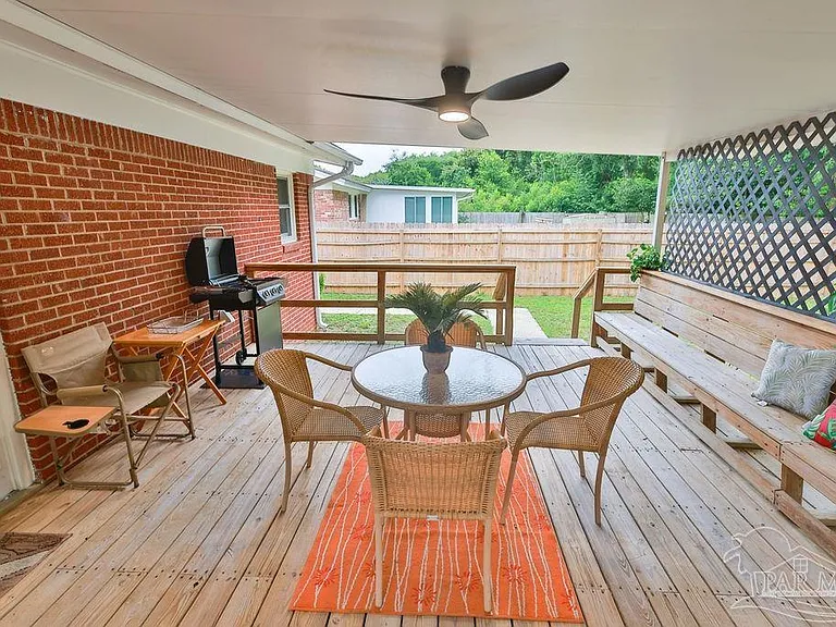 3795 Summer Dr — Photo 42