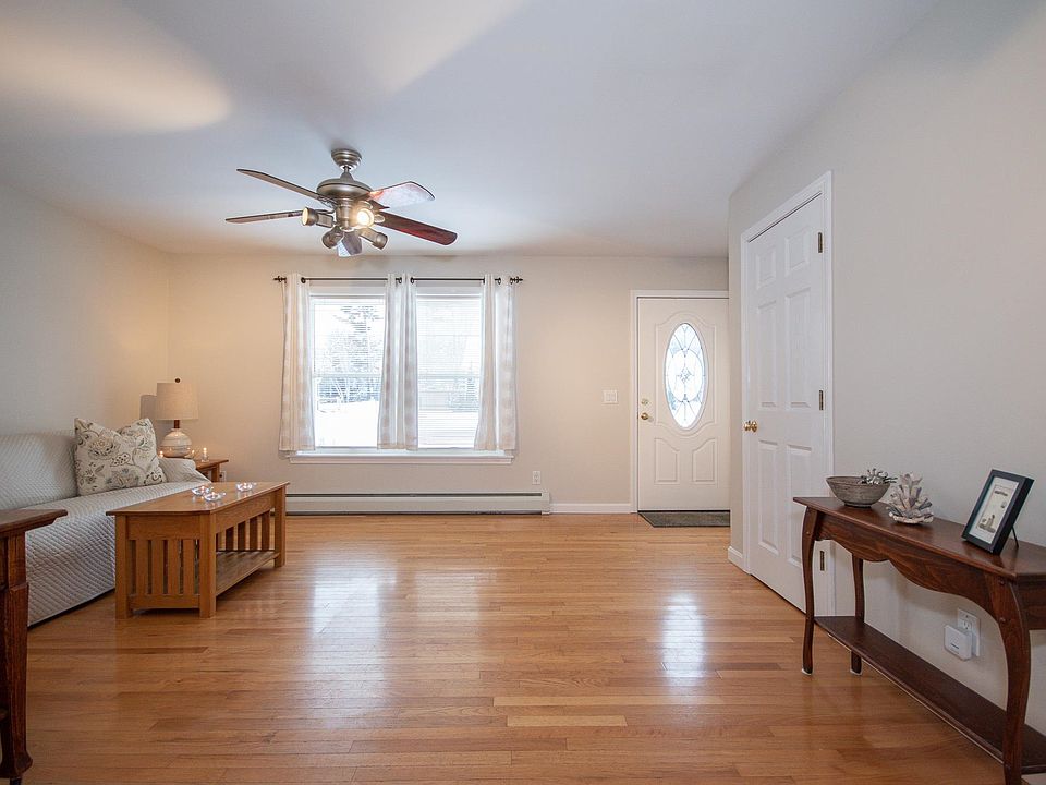 3 Stillwater Circle, Rochester, NH 03839 Zillow
