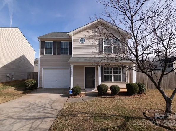 1219 Chaser Ridge Ct, Charlotte, NC 28216