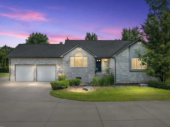 43425 Little Rd, Clinton Township, MI 48036