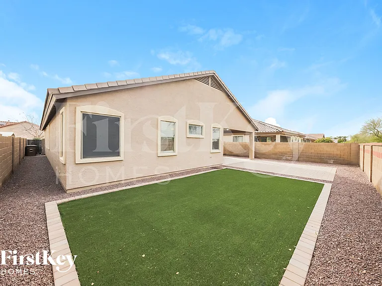 188 S 154th Ln — Photo 15