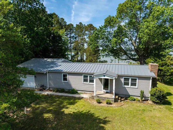 31510 Sunset Dr, Painter, VA 23420