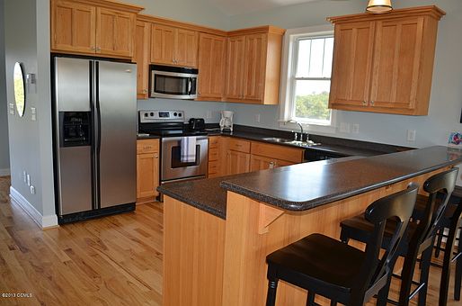 5th image of 126 Westbay Cir