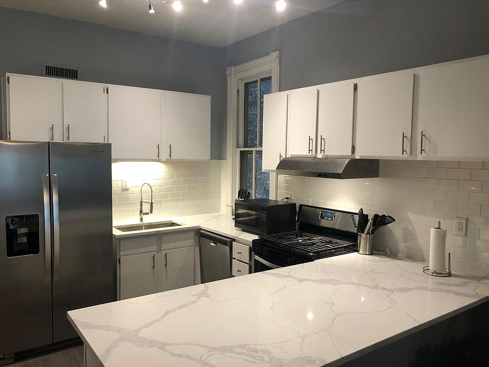1st image of 1128 W Lill Ave #1
