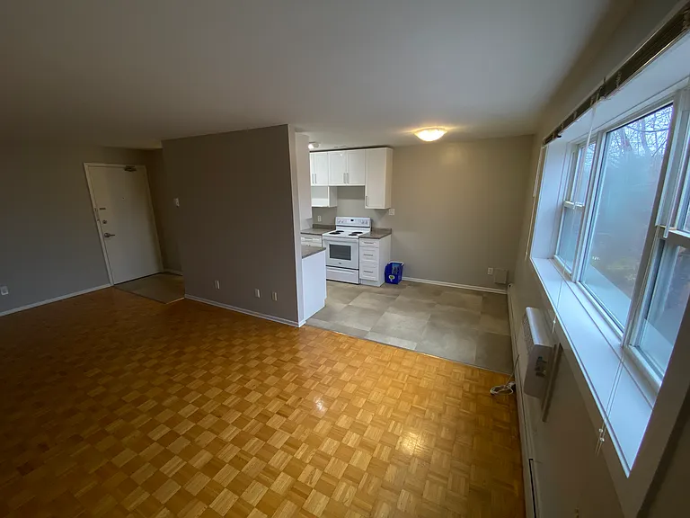 510 Burnell St #306 — Photo 9