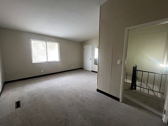 2nd image of 151 Bradley St