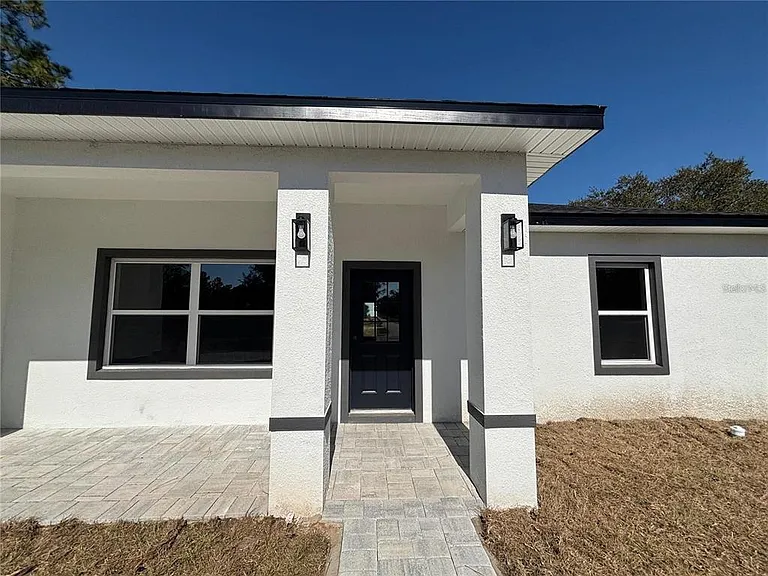 2349 W Oakland Ln — Photo 7