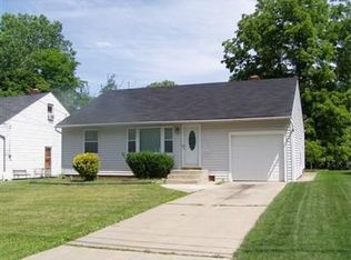 12603 Thornhurst Ave, Garfield Heights, OH 44105