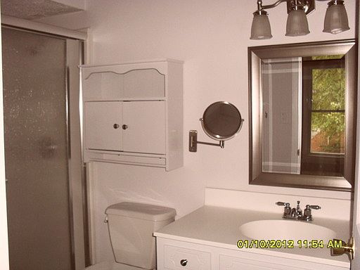 5th image of 211 Heather Dr