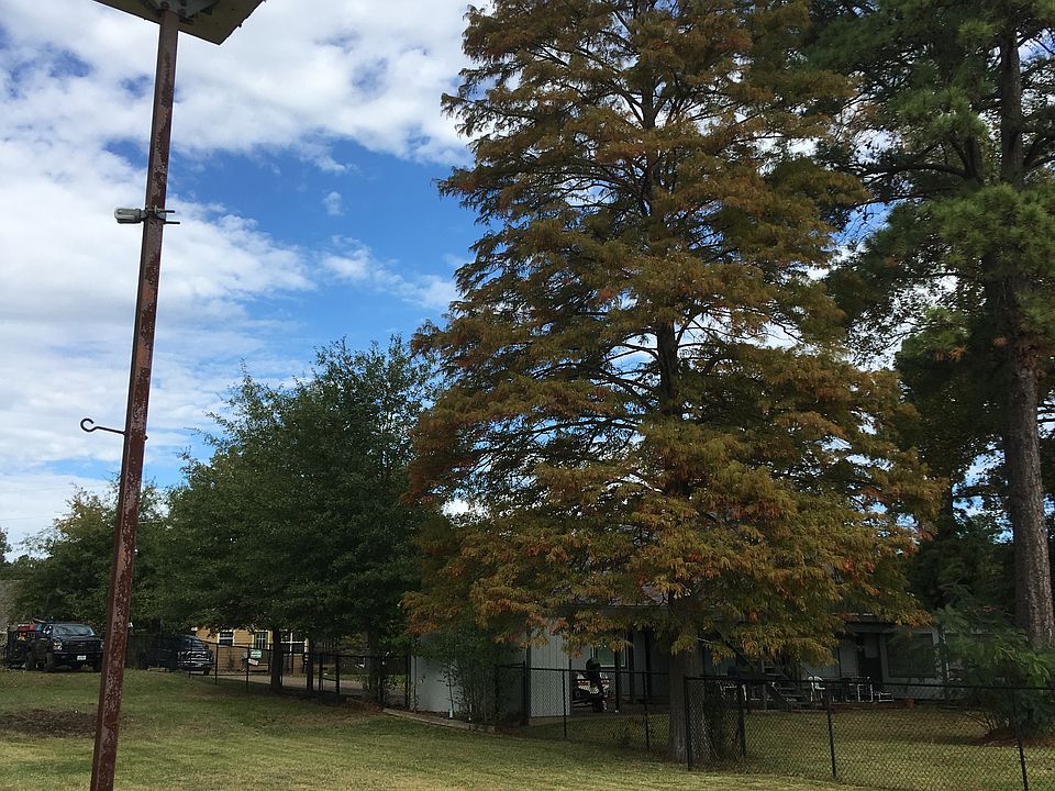 2nd image of 20 Lake Cherokee