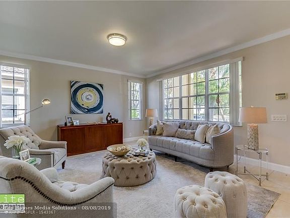 5th image of 1612 Blue Jay Cir
