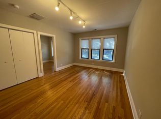 3717 N Leavitt St #2, Chicago, IL 60618