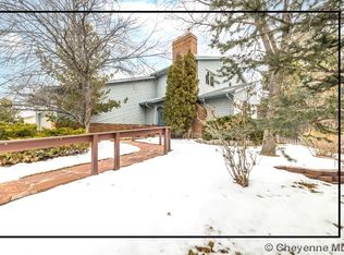 110 Longs Peak Dr, Cheyenne, WY 82009