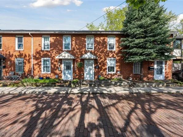 2067 W 13th Pl, Cleveland, OH 44113