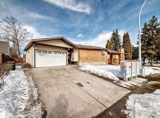 8516 190th St NW, Edmonton, AB
