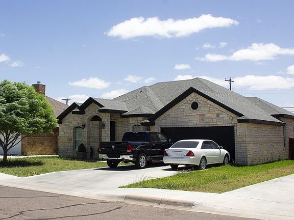 3rd image of 919 Howard Dr