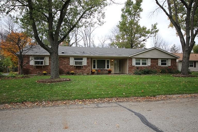 1st image of 185 Lodewood Dr