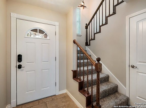 3rd image of 3436 Northmoor St #12