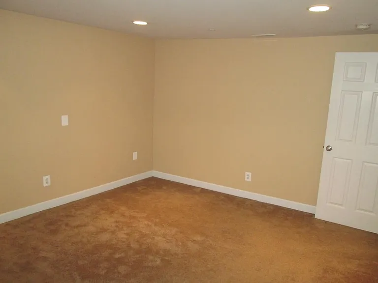 1211 S Charles St #4 — Photo 10