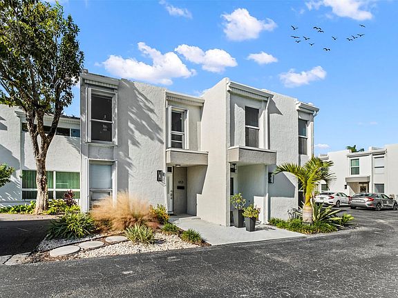 2nd image of 653 Cypress Lane #21b