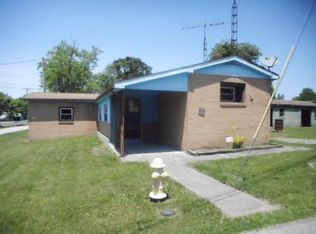 303 N Division St, Francisco, IN 47649