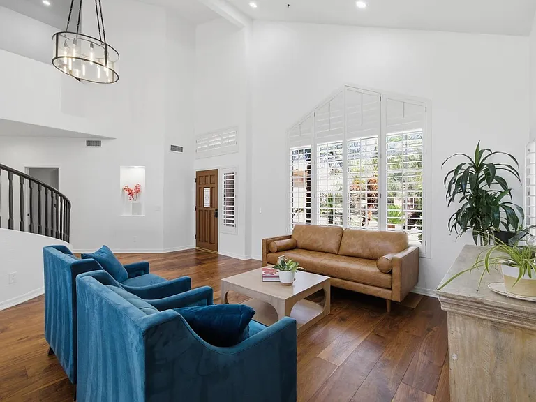12955 E Mercer Ln — Photo 3