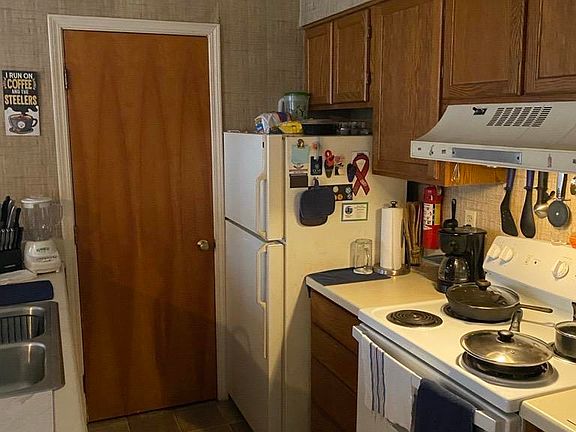 5th image of 2009 Greene St APT 301