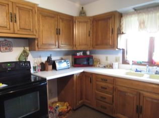 525 E Broadway St, Stafford, KS 67578